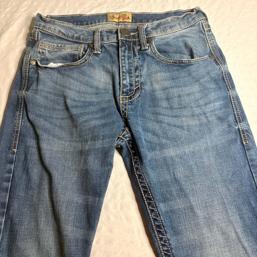 Wrangler 20X Men's Relaxed Fit Blue Denim Jeans